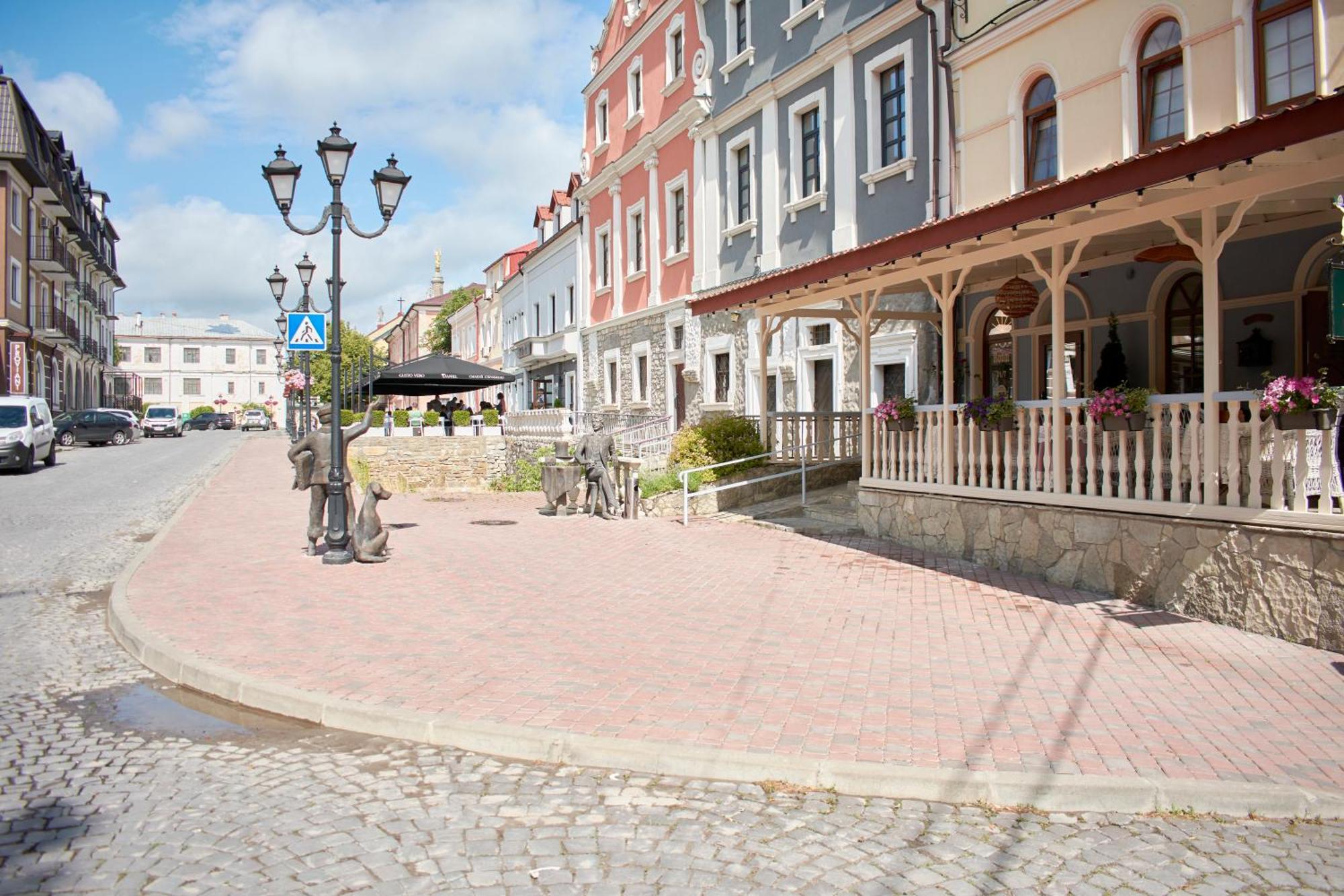 Florian Hotel Kamianets-Podilskyi Luaran gambar