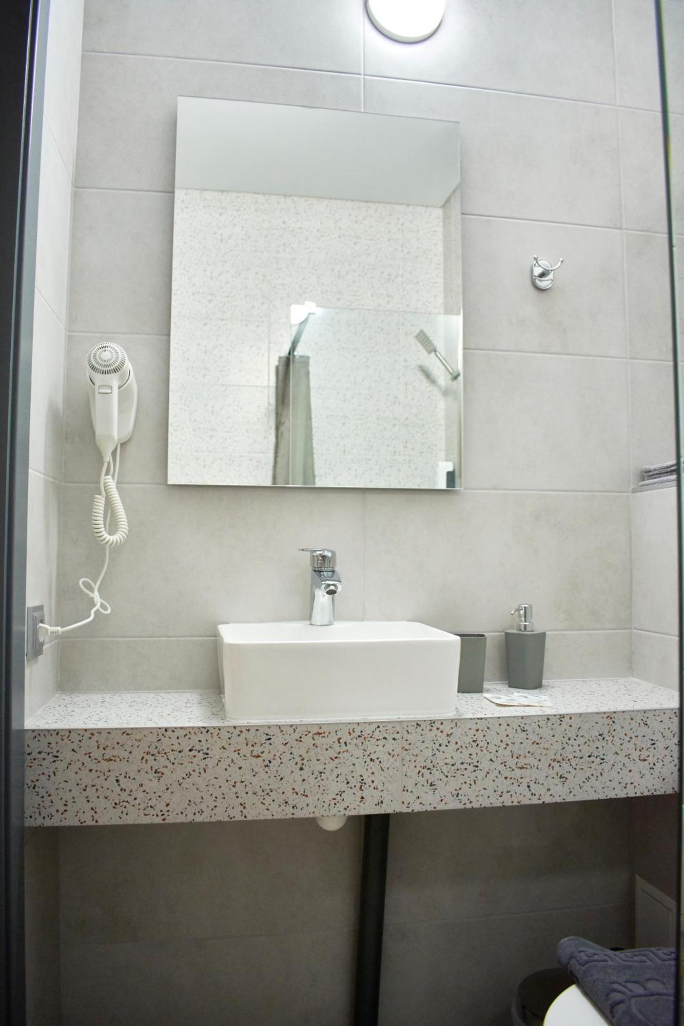 Florian Hotel Kamianets-Podilskyi Luaran gambar