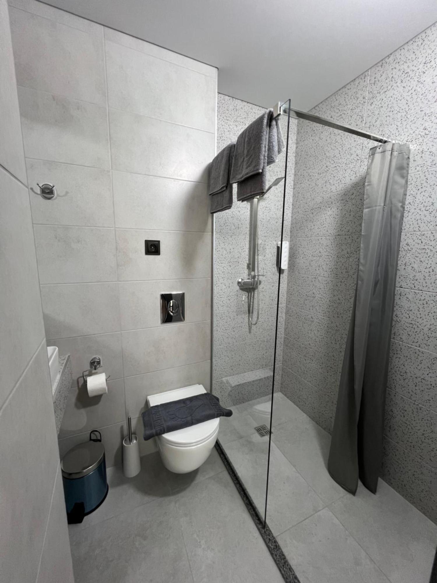Florian Hotel Kamianets-Podilskyi Luaran gambar